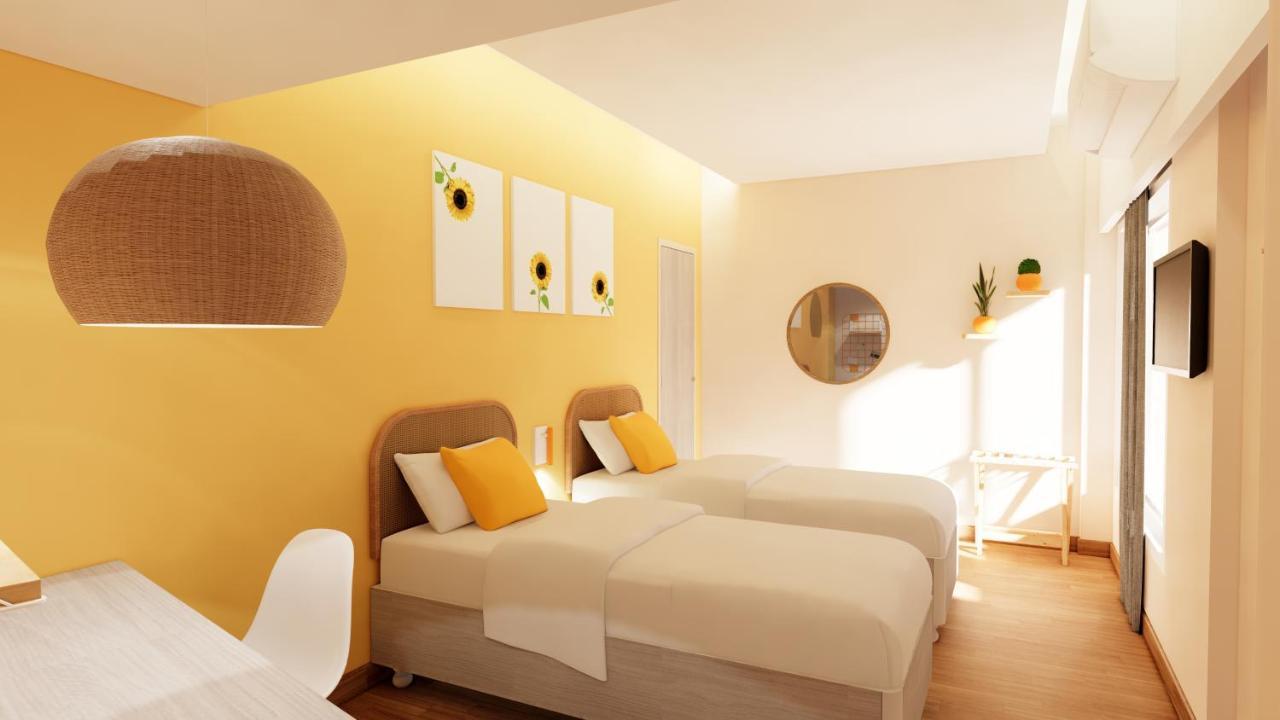 Bloom Hotel - Juhu Мумбаи Экстерьер фото