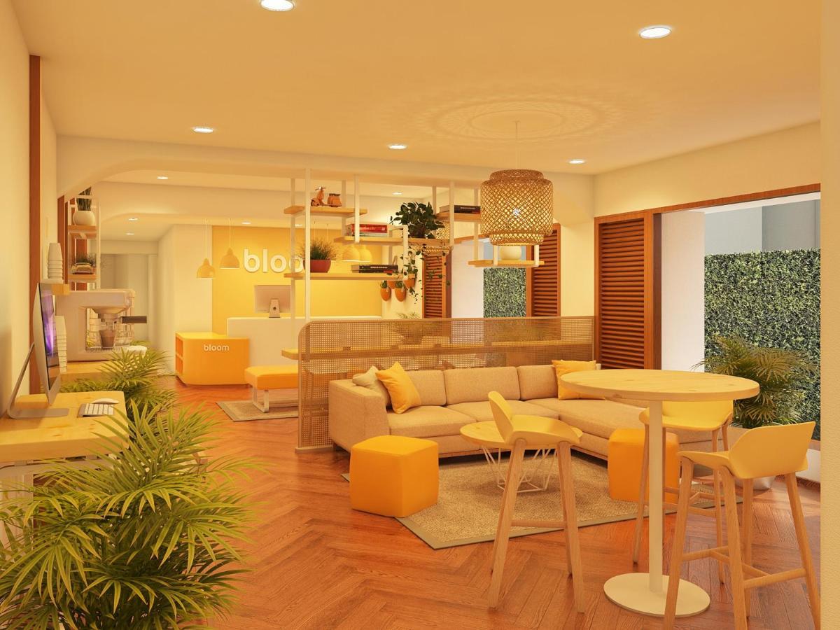 Bloom Hotel - Juhu Мумбаи Экстерьер фото