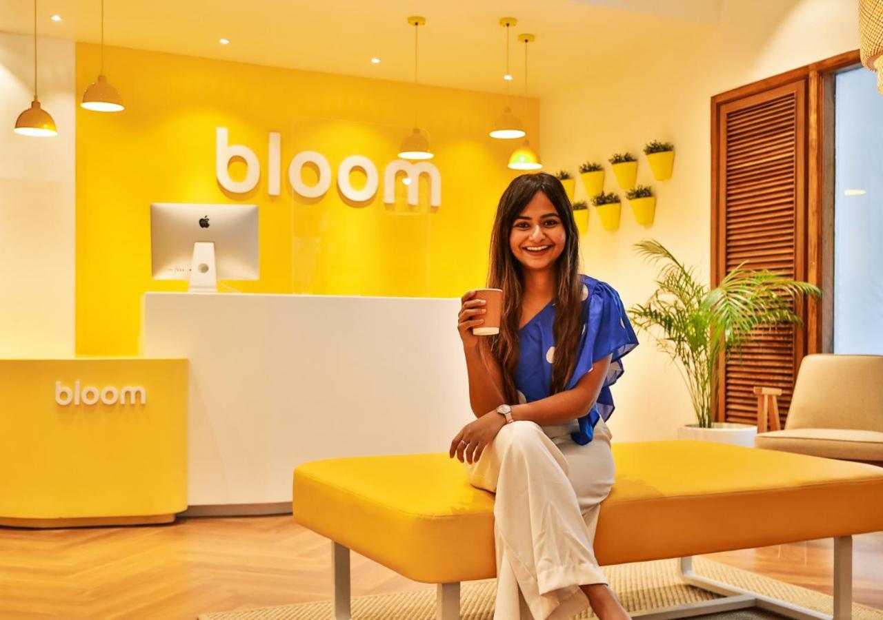 Bloom Hotel - Juhu Мумбаи Экстерьер фото